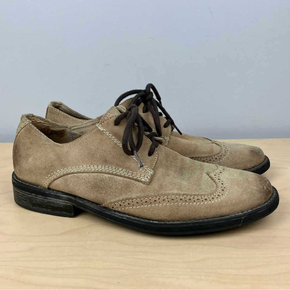 BED STU Men’s Size 9.0 Suede Leather Wingtip Oxford Dress Shoes Beige Tan